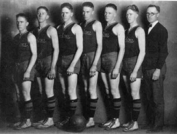 mens basketball team 1924